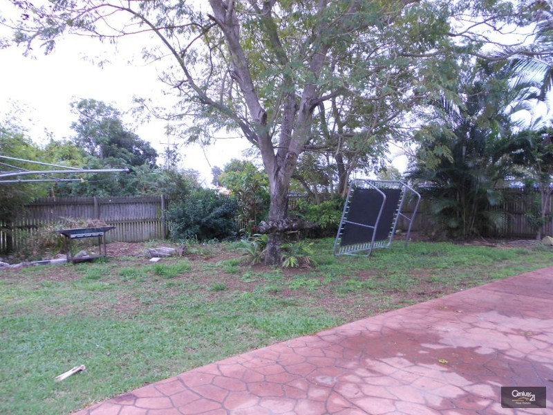 41 Tung Yeen Street, Park Avenue QLD 4701