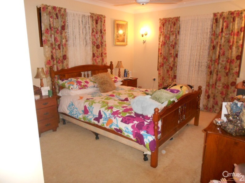 16 Dawes Street, Kawana QLD 4701