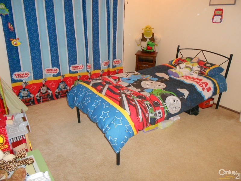 16 Dawes Street, Kawana QLD 4701