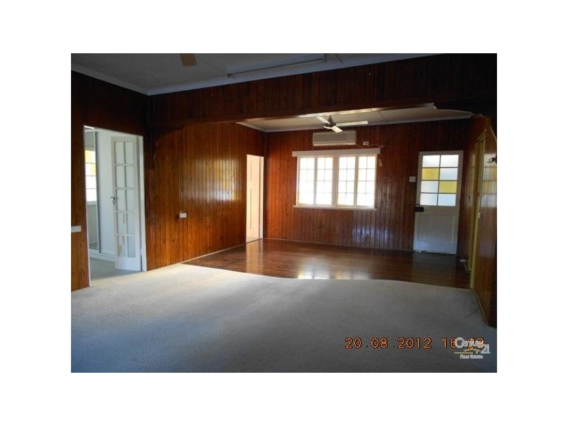 277 Pine Street, Berserker QLD 4701