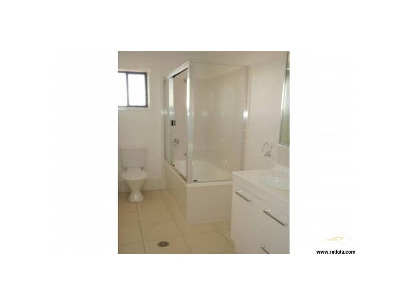 11 The Peak, Zilzie QLD 4710