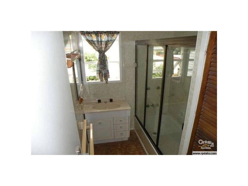 98 Thozet Road, Koongal QLD 4701