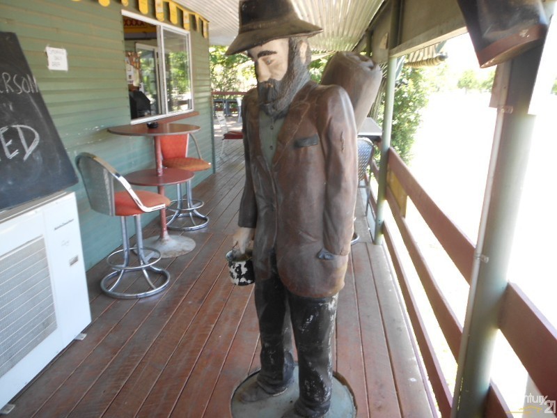 4589 Capricorn Highway, Westwood QLD 4702