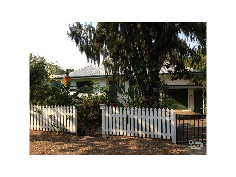 32 Ward, The Range QLD 4700