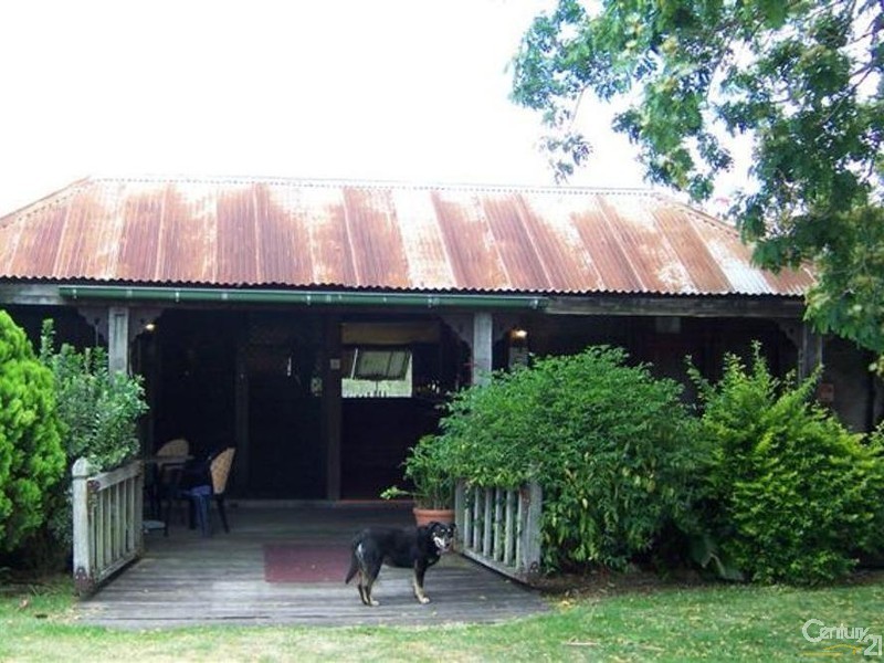 302 Wonbah Road, Gin Gin QLD 4671