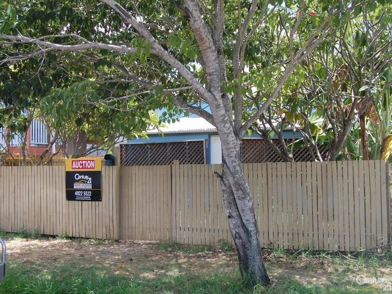 313 Bolsover Street, Depot Hill QLD 4700