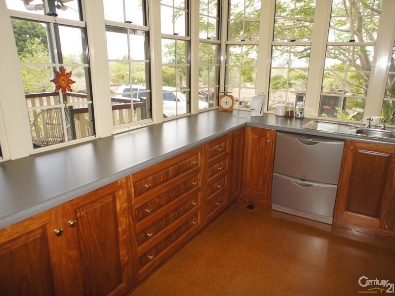 4271 Capricorn Highway, Westwood QLD 4702