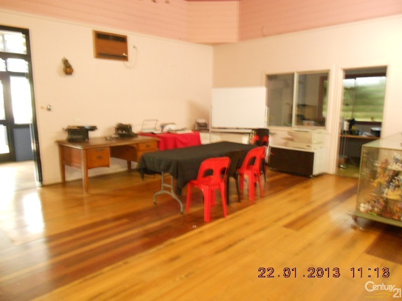 27 Reaney Street, Berserker QLD 4701