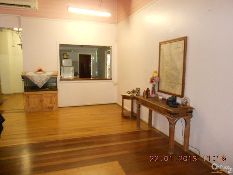 27 Reaney Street, Berserker QLD 4701