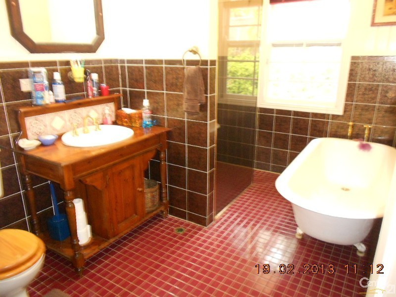 86 Ward Street, The Range QLD 4700