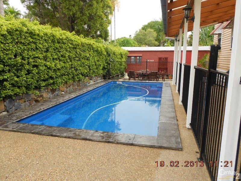 86 Ward Street, The Range QLD 4700