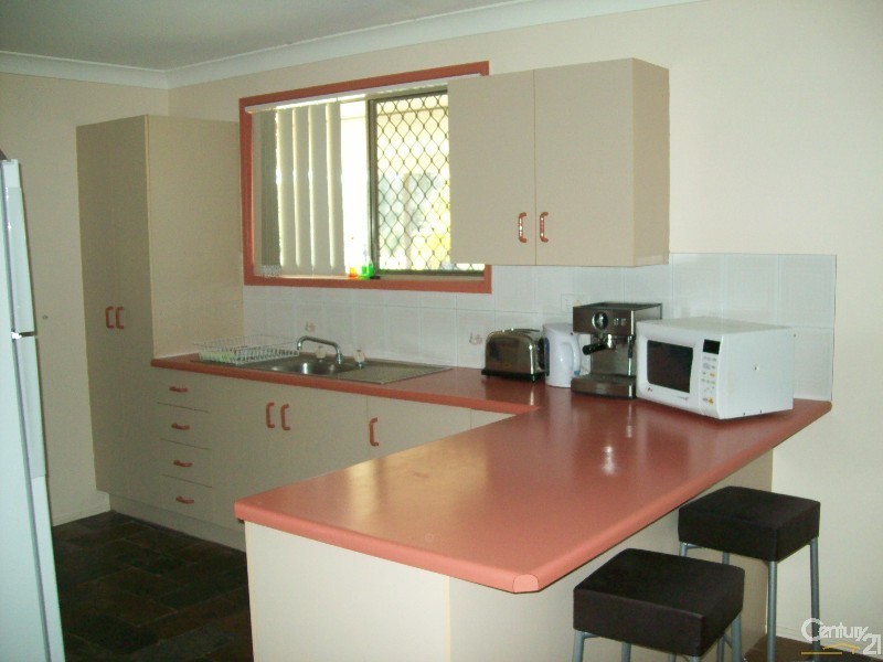 7 Pillich Street, Kawana QLD 4701