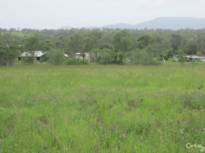 26 LATIMER, Gracemere QLD 4702