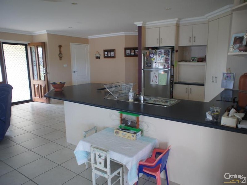 16 Corella Dr, Gracemere QLD 4702