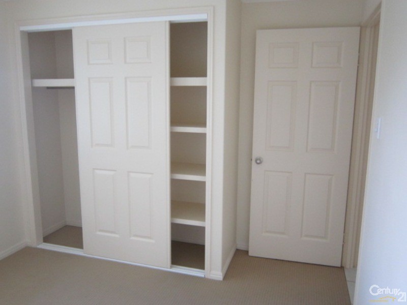 33 Seonaid Place, Gracemere QLD 4702