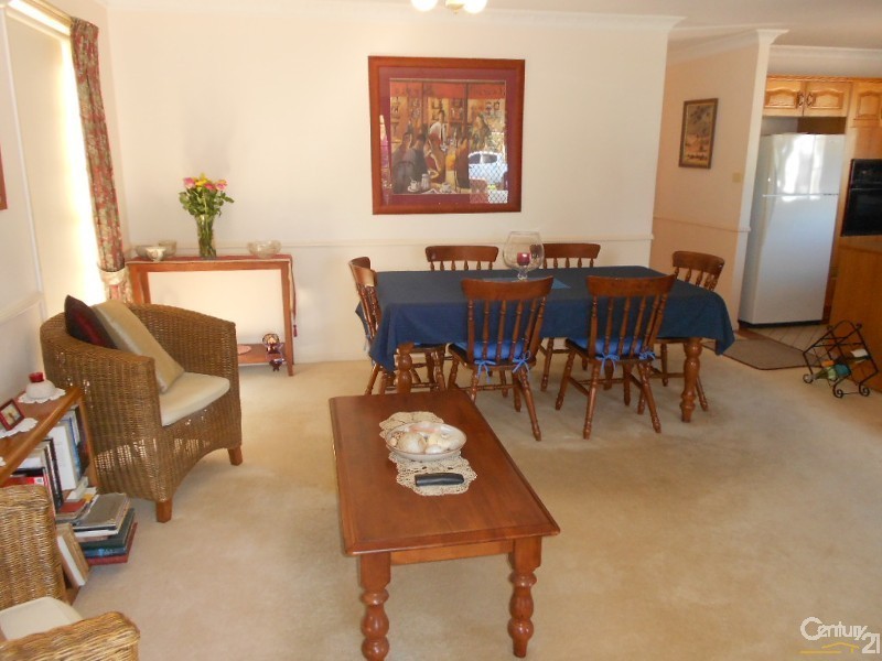 1 / 27 Nicholson Street, Allenstown QLD 4700
