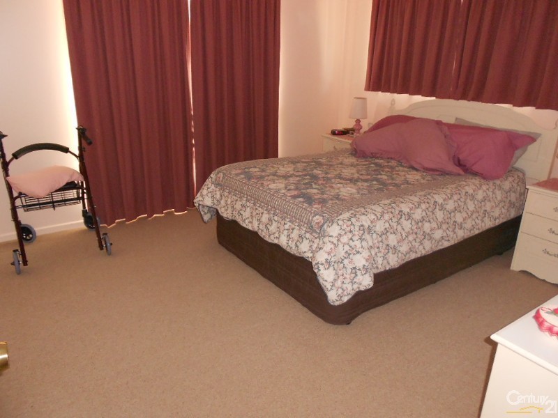 36 Edith Street, QLD 4702 CENTURY 21 Solutions Sold