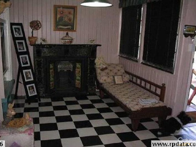 42 Mackenzie Street, Wondai QLD 4606