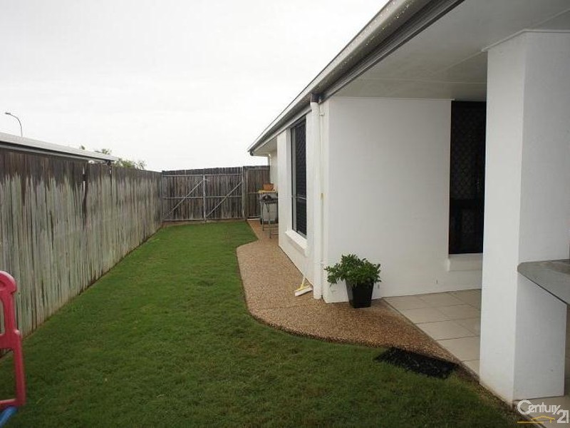 10 Jamie Crescent, Gracemere QLD 4702
