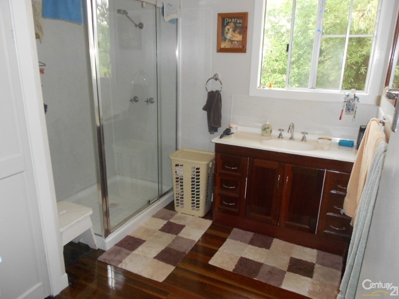 185 Pink Lily Road, Pink Lily QLD 4702