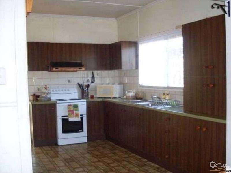 40 Arthur Street, Gracemere QLD 4702