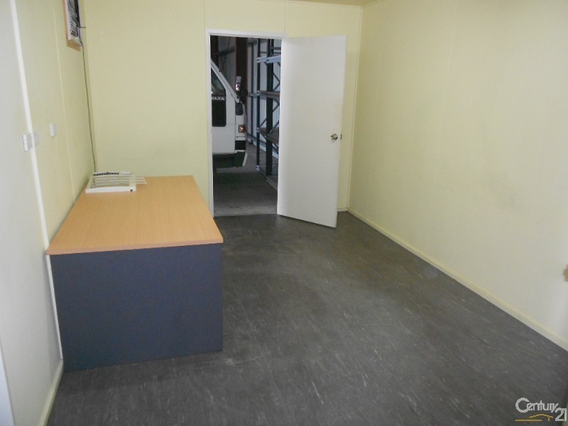 1/6 Power Street, Kawana QLD 4701