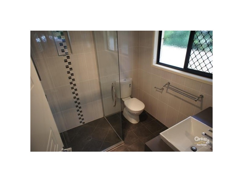 3 Holgate Close, Gracemere QLD 4702