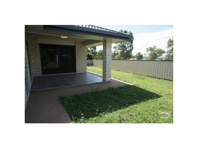 3 Holgate Close, Gracemere QLD 4702
