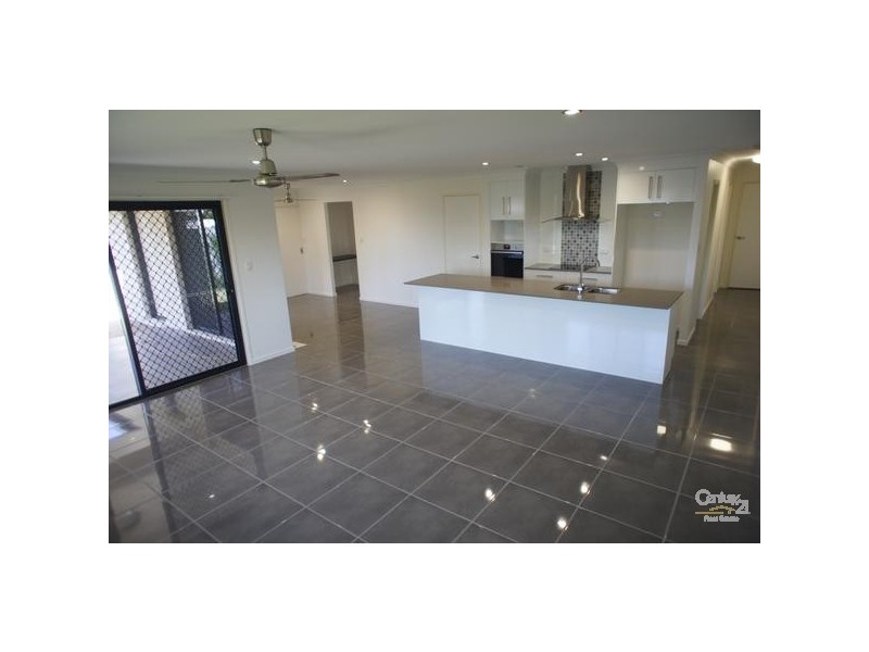 3 Holgate Close, Gracemere QLD 4702