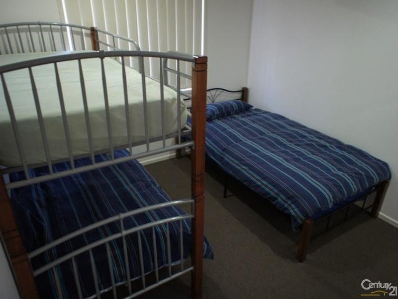 25 Tawarra Crescent, Gracemere QLD 4702