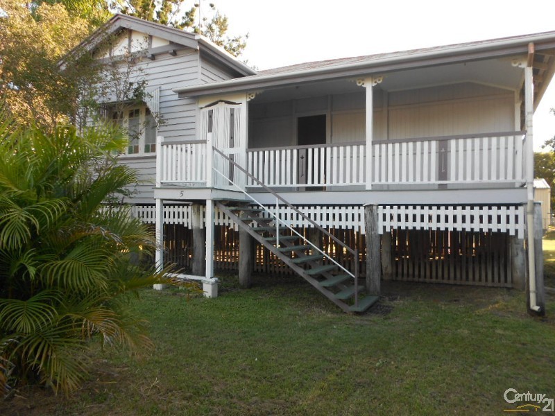 5 Water Street, Berserker QLD 4701