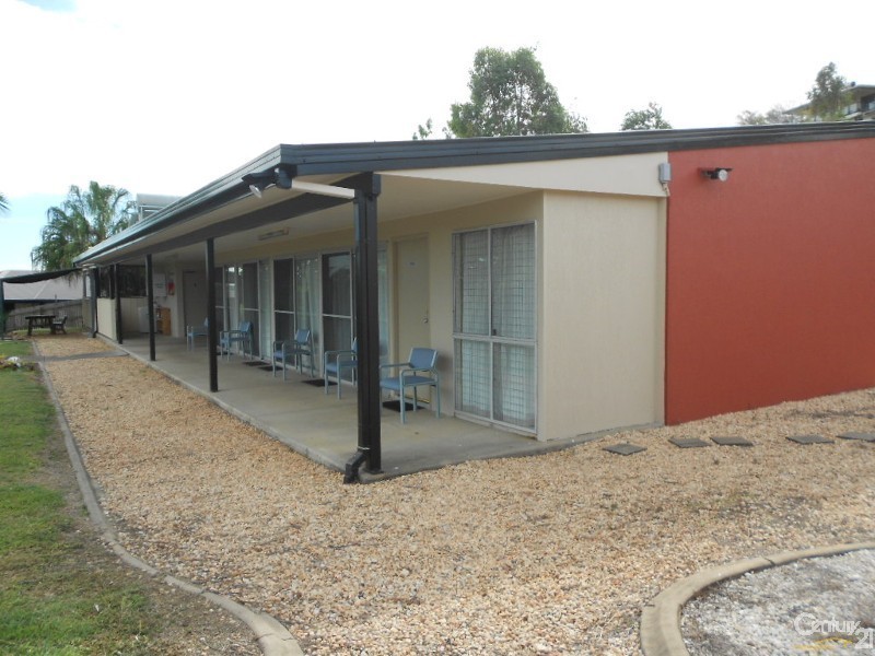 18 Leeds Avenue, Kawana QLD 4701