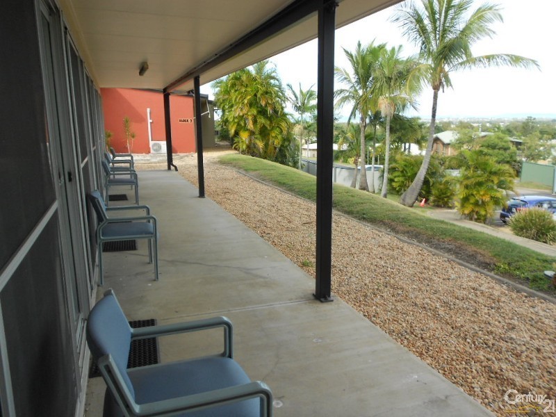 18 Leeds Avenue, Kawana QLD 4701