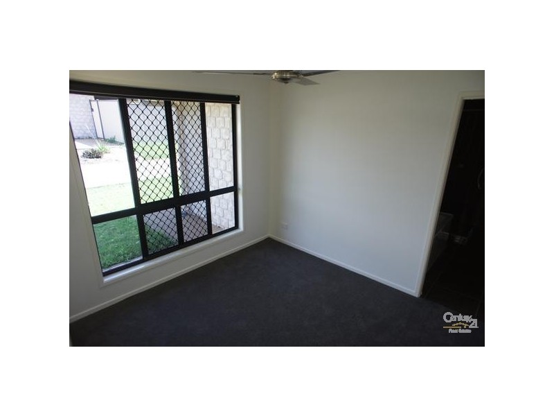 2/3 Holgate Close, Gracemere QLD 4702