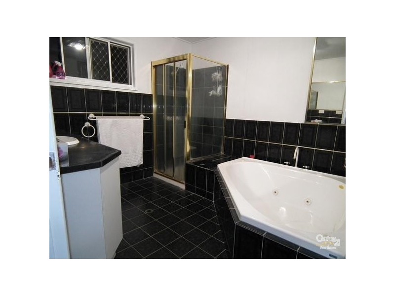 16 Ranger Street, Gracemere QLD 4702