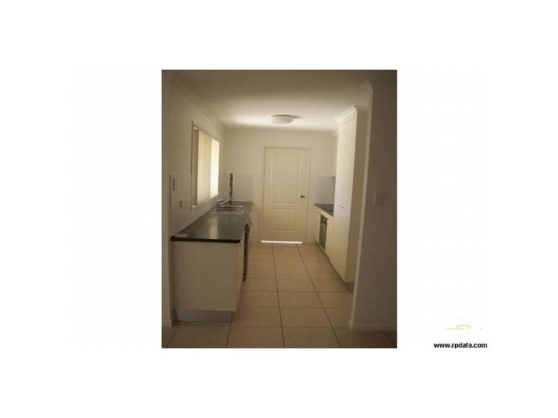 6 Chatterton Bvd, Gracemere QLD 4702