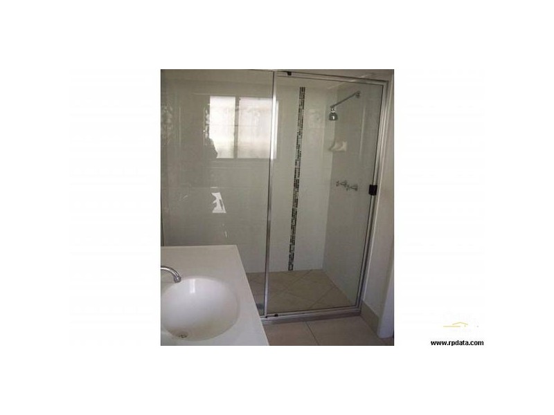 6 Chatterton Bvd, Gracemere QLD 4702