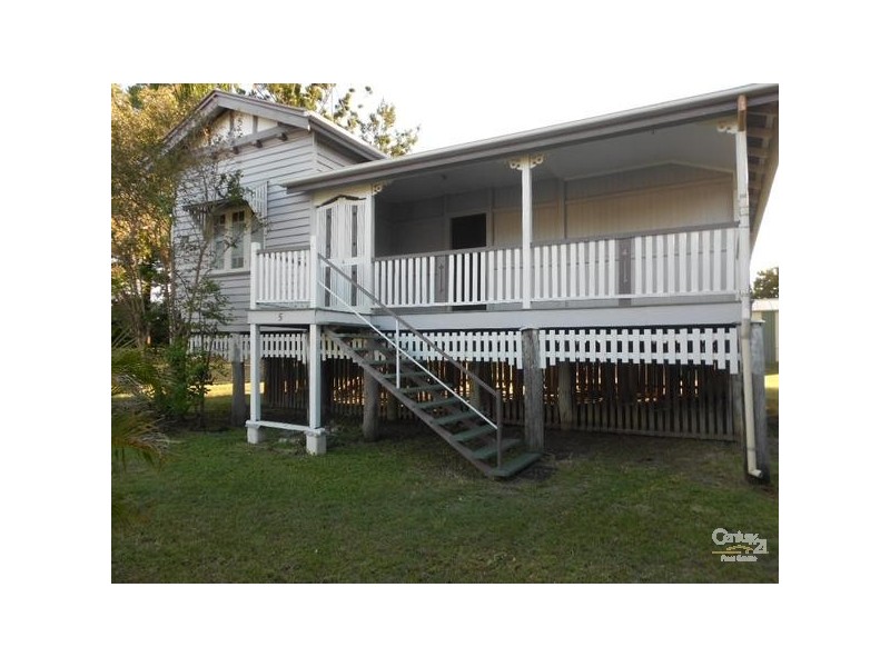 5 Water Street, Berserker QLD 4701