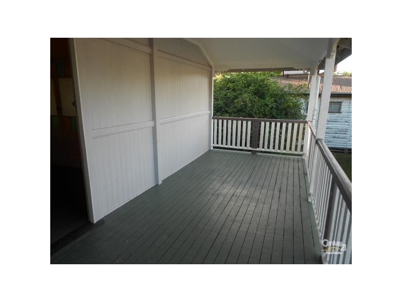 5 Water Street, Berserker QLD 4701