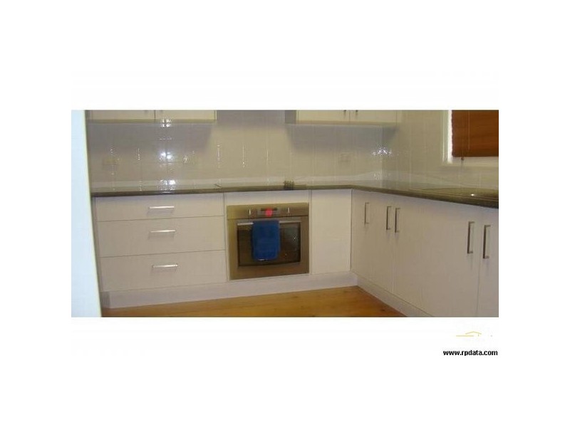 101 Burnett Street, Berserker QLD 4701