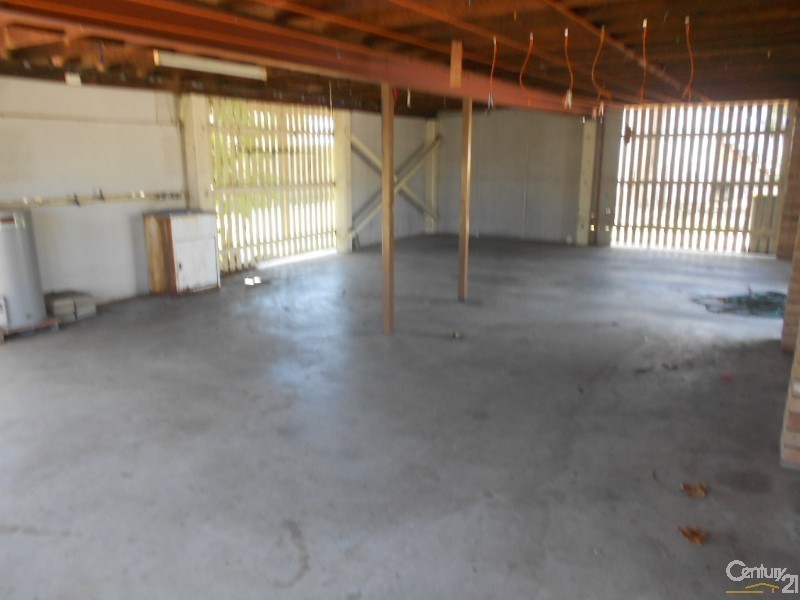 28 Alexandra Street, Park Avenue QLD 4701