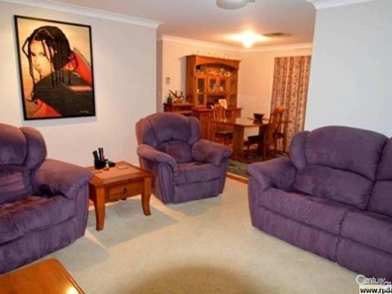 1 Deakin Close, Gracemere QLD 4702