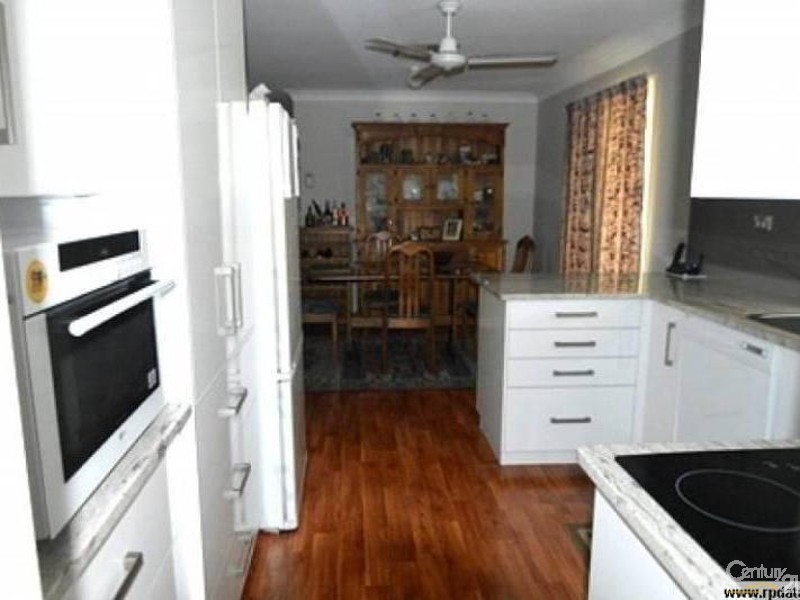 1 Deakin Close, Gracemere QLD 4702