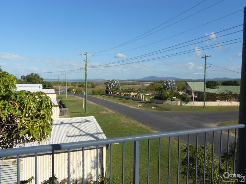 118 Schofield Parade, Keppel Sands QLD 4702