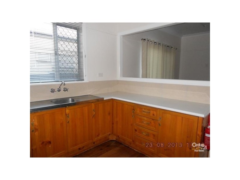 52 Hamilton Avenue, Wandal QLD 4700