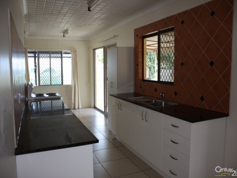 81 Inkerman st, Frenchville QLD 4701