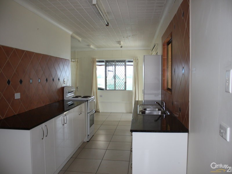 81 Inkerman st, Frenchville QLD 4701