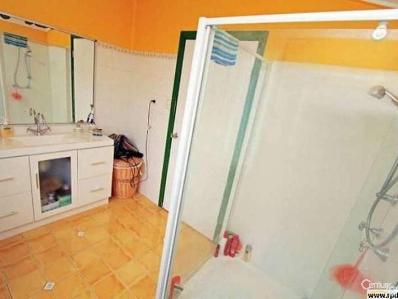 7 Kirkellen Street, Berserker QLD 4701