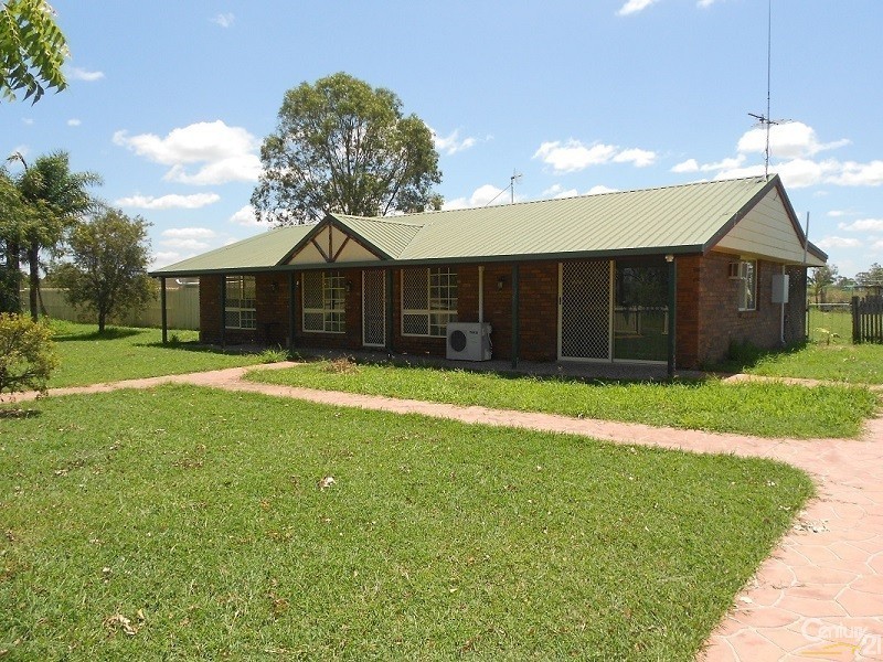 89 Douglas Street, Gracemere QLD 4702