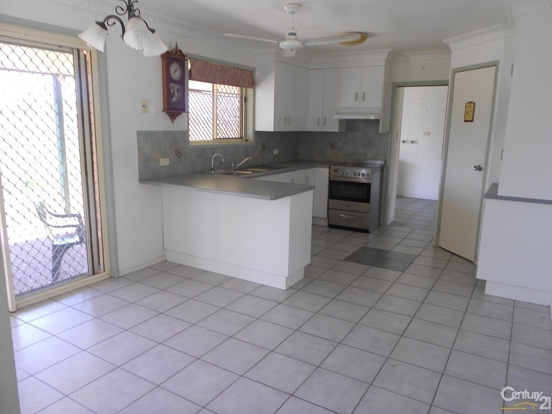 89 Douglas Street, Gracemere QLD 4702